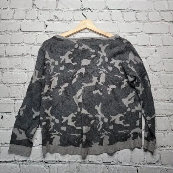 Acrobat Wool Blend Camo Gray Cropped Sweater Size M/L